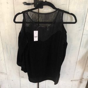 N Y & Co SOHO  cold shoulder velvet blouse